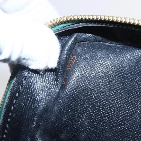 LOUIS VUITTON Epi Porte Documents Voyage Business Bag Green - Picture 14 of 16